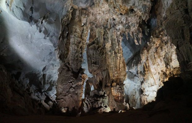 Phong Nha Cave